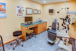 Photo of an exam room at the Freeburg location.