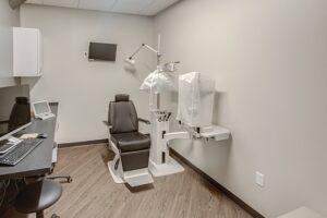 Photo of an exam room at O'Fallon location.